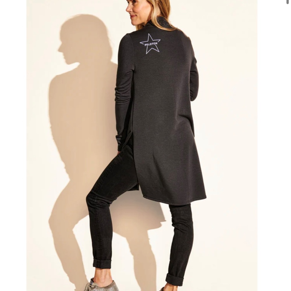 Peloton Travel Wrap Black Size M